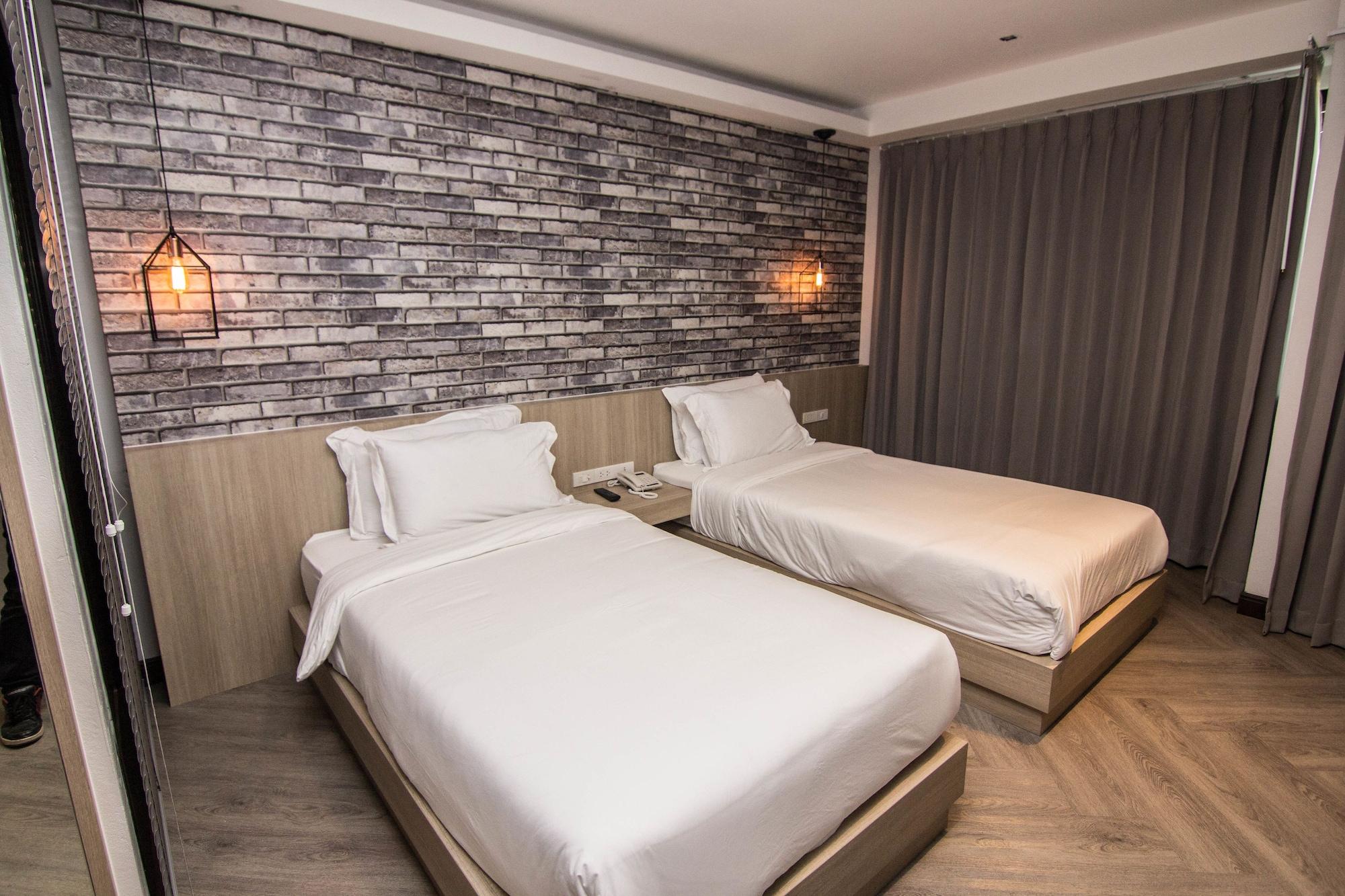 168 Studio Hotel Ubon Ratchathani Exterior foto