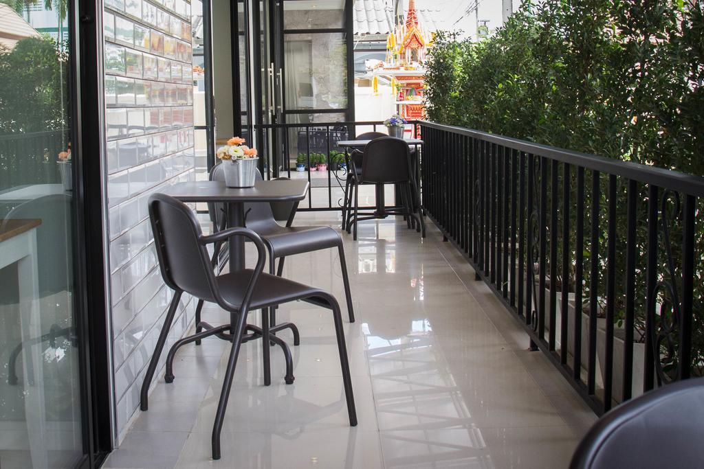 168 Studio Hotel Ubon Ratchathani Exterior foto